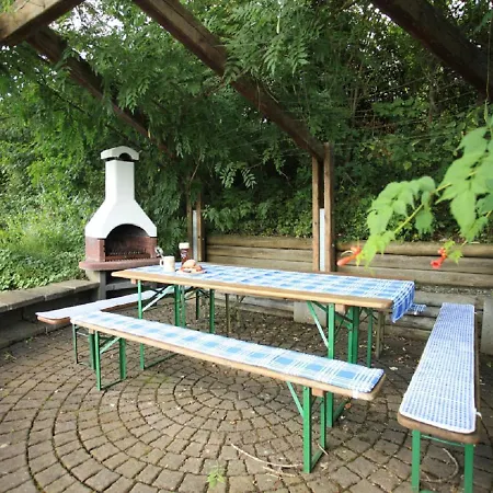 Konukevi Arzberghof 3*