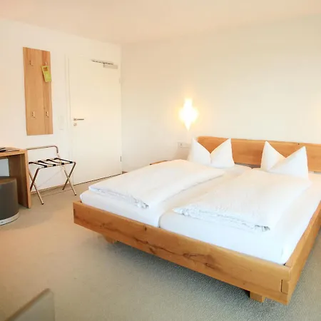 게스트하우스 Arzberghof