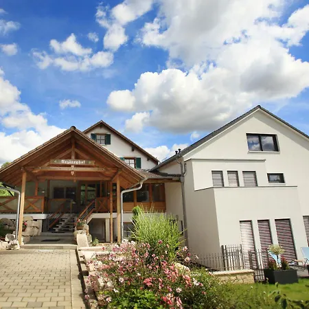 Arzberghof 3*